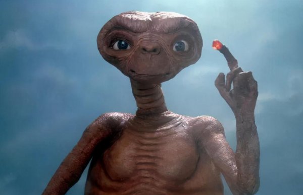 外星人强还是人类强