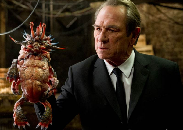 外星人强还是人类强