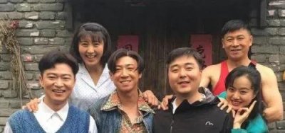 何翯个人资料介绍 翯30岁当妈妈一家三口生活幸福美满