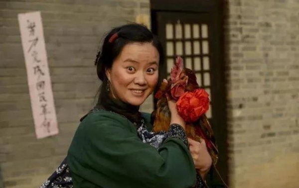 何翯个人资料介绍