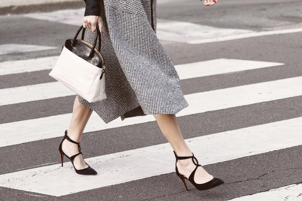 怎么穿高跟鞋一天不累