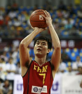 王仕鹏个人资料简介 球员王仕鹏与广东队互相成就