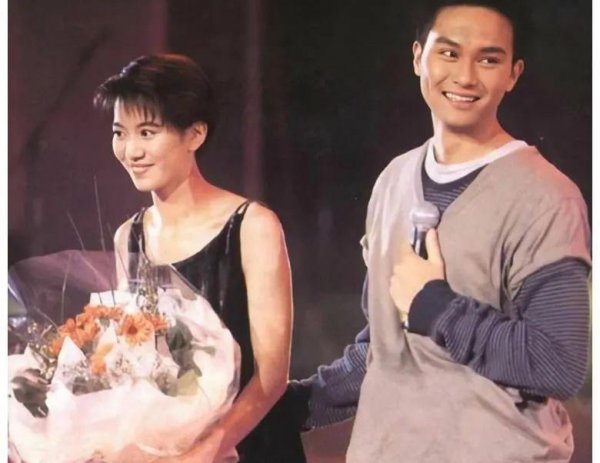 演员袁咏仪个人资料简介