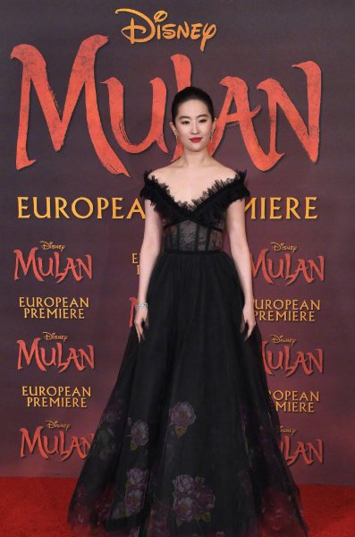 刘亦菲个人资料介绍及国籍