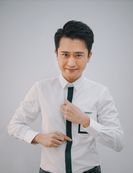 杨帆的妻子简历介绍