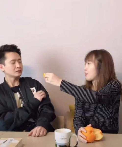 杨帆的妻子简历介绍