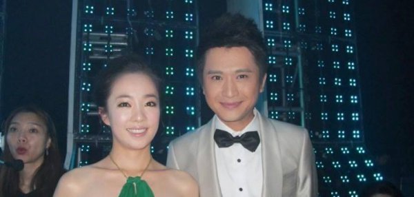 杨帆的妻子简历介绍