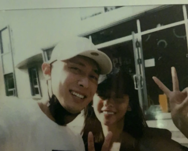 张嘉倪老公买超家庭背景介绍 买超真的是超级富二代吗