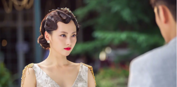 张嘉倪老公买超家庭背景介绍