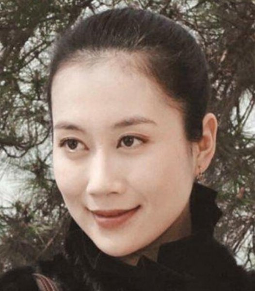 温峥嵘个人资料简介