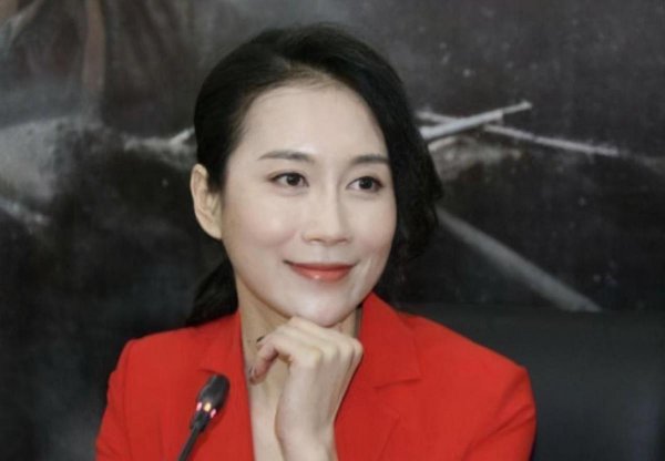 温峥嵘个人资料简介