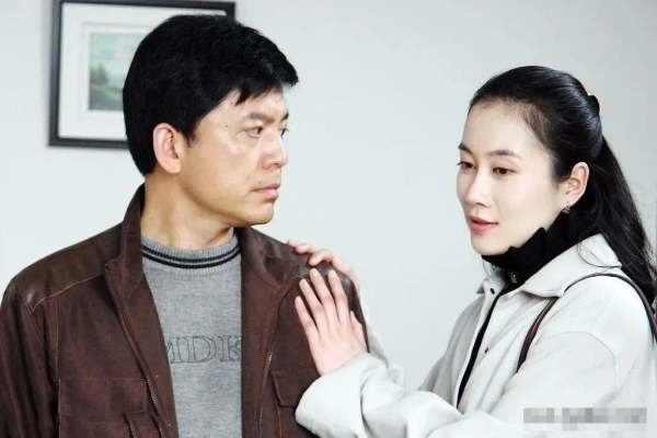 温峥嵘个人资料简介