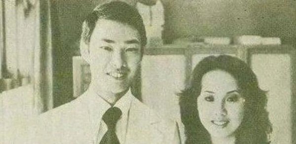 费玉清和张菲是什么关系