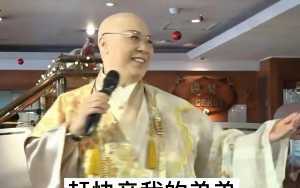 费玉清和张菲是什么关系