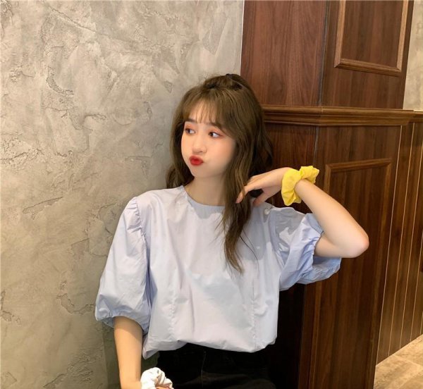 溜肩的女生适合穿肩部有什么的衣服