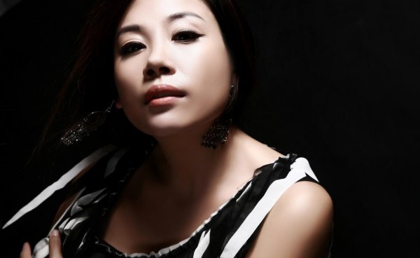 歌手门丽个人资料简介