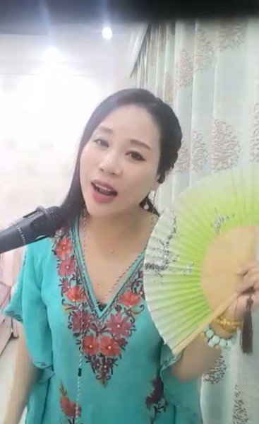 歌手门丽个人资料简介