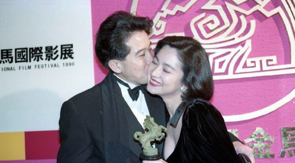 林青霞现任丈夫是谁