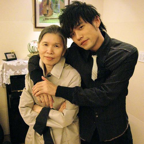 昆凌个人简历资料介绍