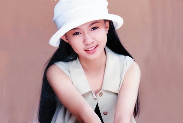 知名歌手卓依婷老公是谁