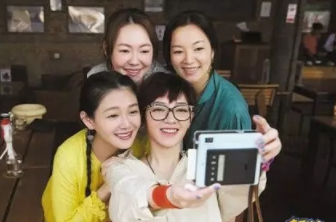 范晓萱摘除子宫是真的吗