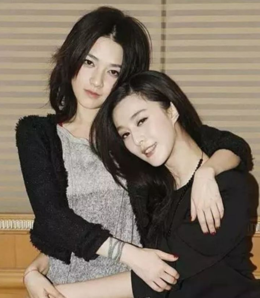 范晓萱摘除子宫是真的吗