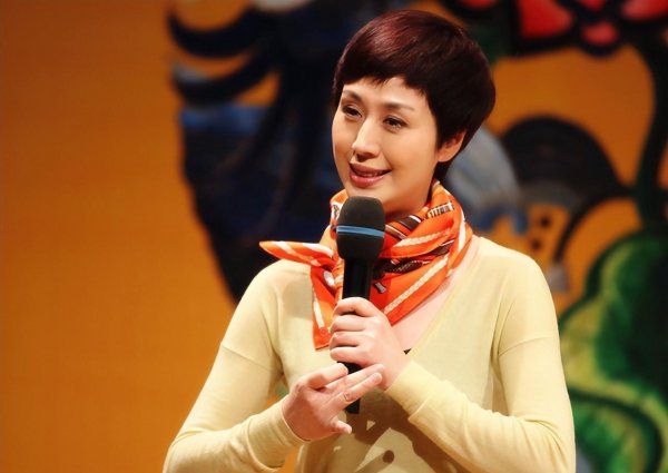 京剧名家史依弘简介