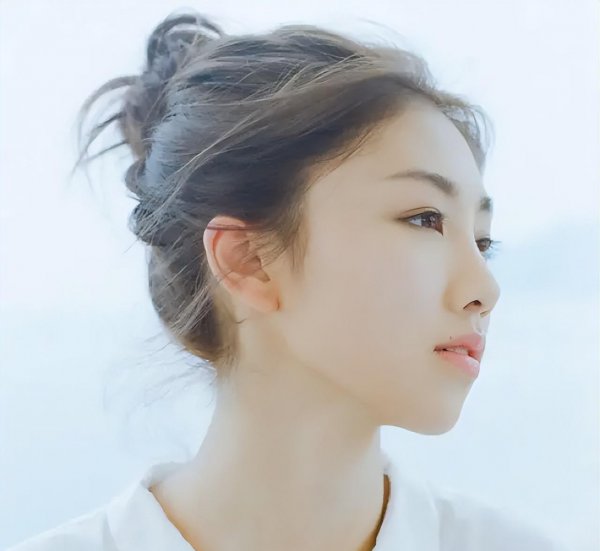 颜卓灵个人资料介绍