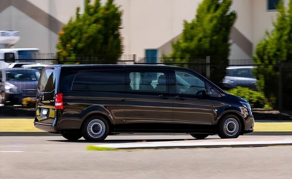 c1驾照能开9座车吗