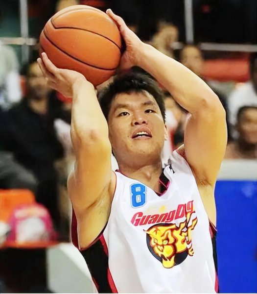 朱芳雨个人资料介绍