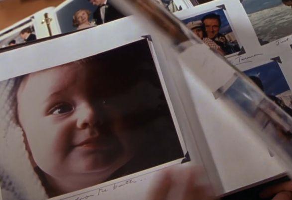 楚门的老婆为什么愿意给他生孩子