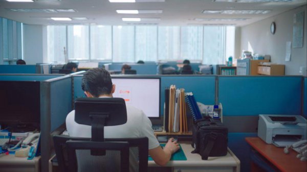 二十五二十一女主孩子是谁的