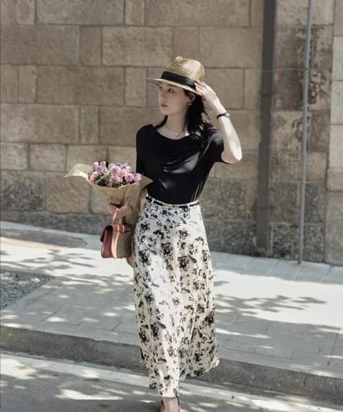 花裙子配什么上衣好看图片