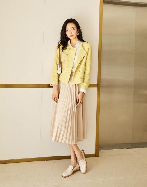 肩宽适合穿什么样的衣服好看