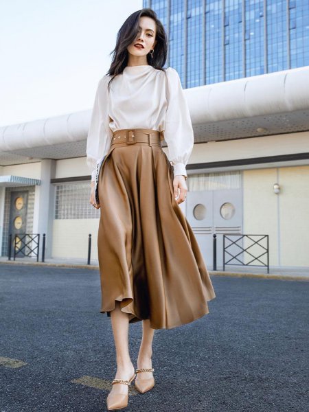 肩宽适合穿什么样的衣服好看