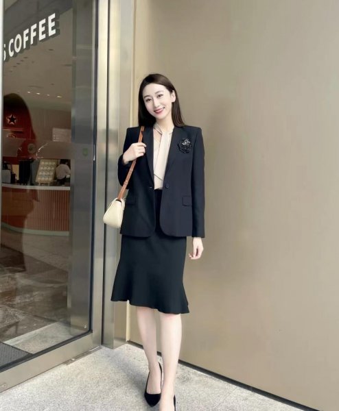 鱼尾裙配什么鞋好看