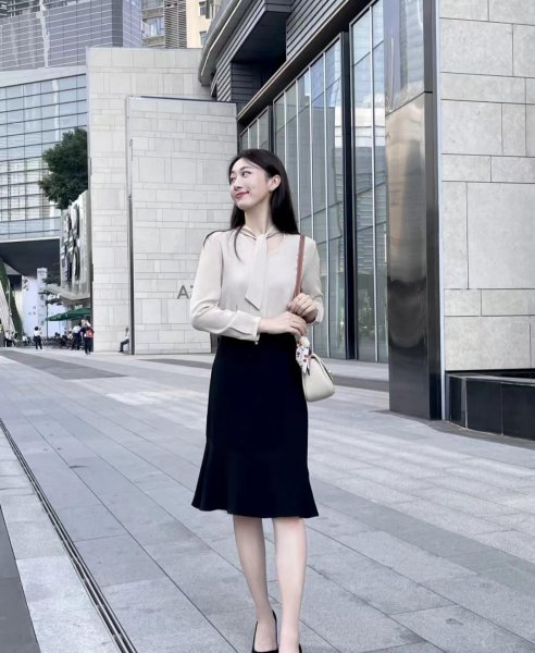 鱼尾裙配什么鞋好看