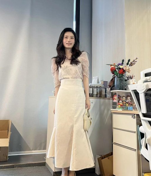 鱼尾裙配什么鞋好看