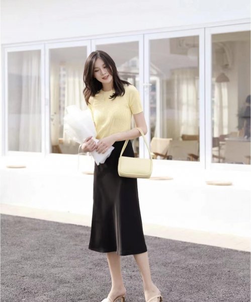 鱼尾裙配什么鞋好看