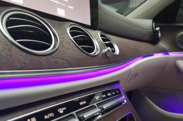 奔驰e宝马5哪个有面子