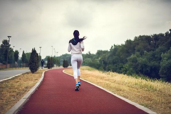 散步和跑步哪个对身体好