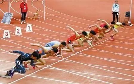 100米跑步技巧和动作要领