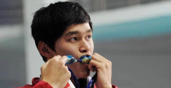 泳镜起雾如何处理