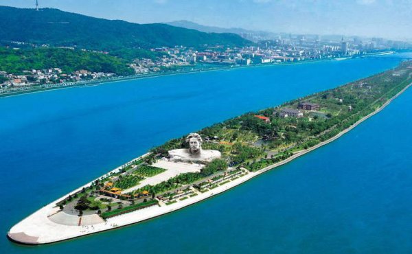 沁园春是词牌名吗