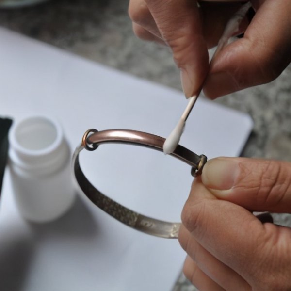 银饰氧化了怎么清洗