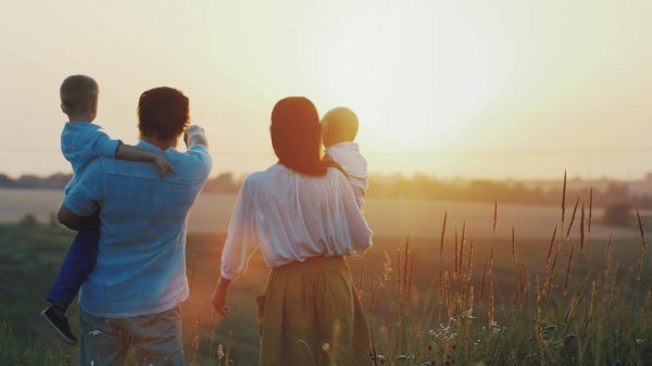 中国00后男女比例是多少