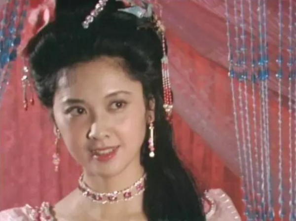 女演员朱琳个人资料简介