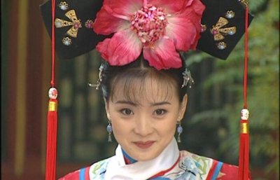 演员王艳的个人资料 王艳是如何与现任丈夫走到一起的