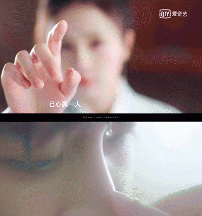 怎么感觉任嘉伦也挺喜欢白鹿