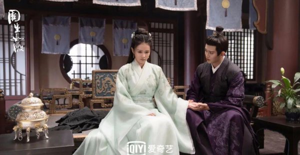 怎么感觉任嘉伦也挺喜欢白鹿